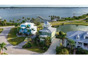 31 ISLAND COURT, TERRA CEIA, FL 34250 - MLS#MFRA4668945