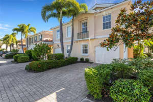 7860 BERGAMO AVENUE, SARASOTA, FL 34238 - MLS#MFRA4668950