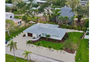 1625 Idle Ln, SARASOTA