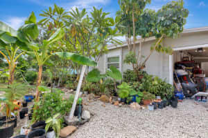 3278 56TH AVENUE, ST PETERSBURG, FL 33714 - MLS#MFRA4668993