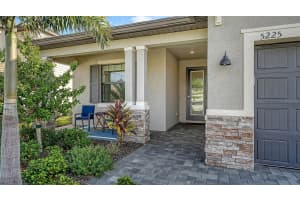 5225 BLUE CRUSH STREET, BRADENTON, FL 34211 - MLS#MFRA4668994