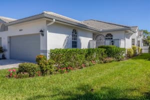 5541 LONG COMMON COURT, SARASOTA, FL 34235 - MLS#MFRA4669005