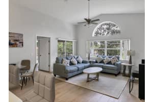 7234 ELEANOR CIRCLE, SARASOTA, FL 34243 - MLS#MFRA4669012