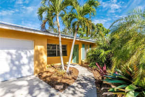 3039 Chase Cir, SARASOTA