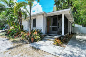 1326 17th St, SARASOTA