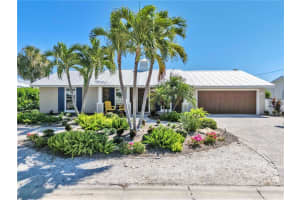 523 69TH STREET, HOLMES BEACH, FL 34217 - MLS#MFRA4669062