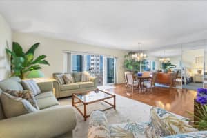 800 BENJAMIN FRANKLIN DRIVE, SARASOTA, FL 34236 - MLS#MFRA4669063