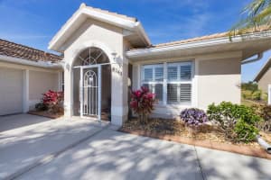 8240 PARKSIDE DR, ENGLEWOOD, FL 34224 - MLS#MFRA4669074