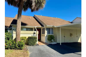 5222 Myrtle #9, SARASOTA