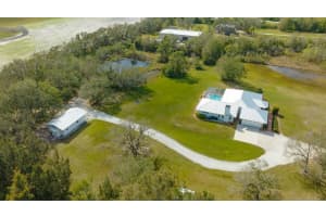 1950 BERN CREEK LOOP, SARASOTA, FL 34240 - MLS#MFRA4669098