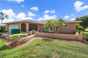 1001 MALAY TERRACE NW, PORT CHARLOTTE, FL 33948 - MLS#MFRA4669111