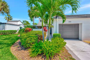 3141 HEATHERWOOD LANE, SARASOTA, FL 34235 - MLS#MFRA4669118