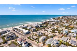 204 66TH STREET, HOLMES BEACH, FL 34217 - MLS#MFRA4669141