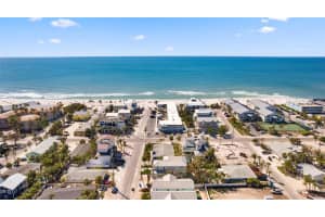 204 66TH STREET, HOLMES BEACH, FL 34217 - MLS#MFRA4669141