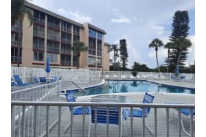 4085 LAKE BAYSHORE DRIVE, BRADENTON, FL 34205 - MLS#MFRA4669174
