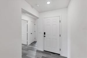 7335 34TH COURT, SARASOTA, FL 34243 - MLS#MFRA4669187