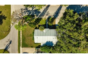 2695 EAST AVENUE, SARASOTA, FL 34239 - MLS#MFRA4669217