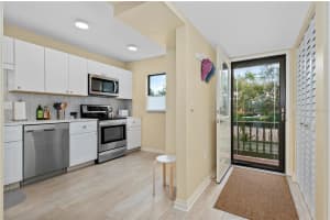 1603 BAYHOUSE POINT DRIVE, SARASOTA, FL 34231 - MLS#MFRA4669218