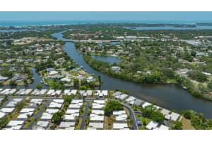 2016 RIVERBLUFF PARKWAY, SARASOTA, FL 34231 - MLS#MFRA4669222