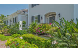 33 BISHOPS COURT ROAD, OSPREY, FL 34229 - MLS#MFRA4669237