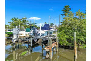 238 85TH STREET, HOLMES BEACH, FL 34217 - MLS#MFRA4669239