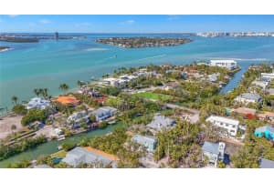 111 FAUBEL STREET, SARASOTA, FL 34242 - MLS#MFRA4669276