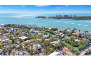 111 FAUBEL STREET, SARASOTA, FL 34242 - MLS#MFRA4669276