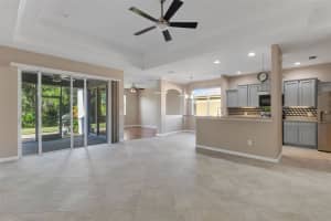 6874 74TH STREET CIRCLE, BRADENTON, FL 34203 - MLS#MFRA4669280