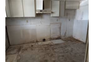 3074 LAKE BAYSHORE DRIVE, BRADENTON, FL 34205 - MLS#MFRA4669299