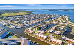 9611 VALENCIA COVE, BRADENTON, FL 34210 - MLS#MFRA4669324