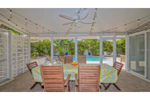 2904 HOMASASSA ROAD, SARASOTA, FL 34239 - MLS#MFRA4669333