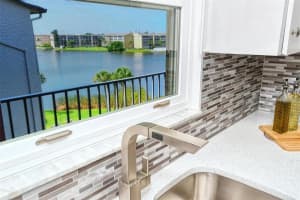 3272 LAKE BAYSHORE DRIVE, BRADENTON, FL 34205 - MLS#MFRA4669340