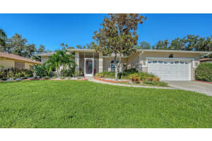 2246 CORK OAK STREET, SARASOTA, FL 34232 - MLS#MFRA4669343