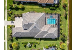 17041 CLEARLAKE AVENUE, LAKEWOOD RANCH, FL 34202 - MLS#MFRA4669356