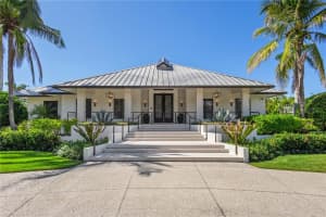 1808 Flower Dr, SARASOTA