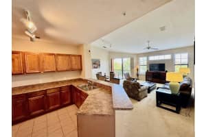 8325 38TH STREET CIRCLE, SARASOTA, FL 34243 - MLS#MFRA4669397