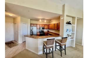 8325 38TH STREET CIRCLE, SARASOTA, FL 34243 - MLS#MFRA4669397