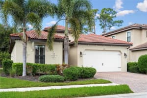 1015 Bluffwood Dr, NOKOMIS 1015 Bluffwood Dr, NOKOMIS