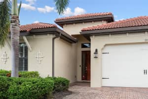 1015 BLUFFWOOD DRIVE, NOKOMIS, FL 34275 - MLS#MFRA4669427