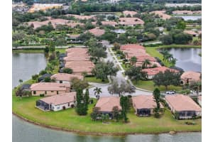 8037 STIRLING FALLS CIRCLE, SARASOTA, FL 34243 Sold 11/14/25