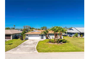 557 BRIARWOOD ROAD, VENICE, FL 34293 - MLS#MFRA4669466