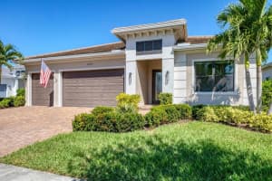 9008 Bernini Pl, SARASOTA