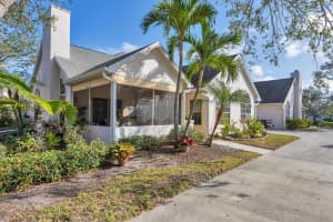 4563 WHIRLAWAY DRIVE, SARASOTA, FL 34233 - MLS#MFRA4669519