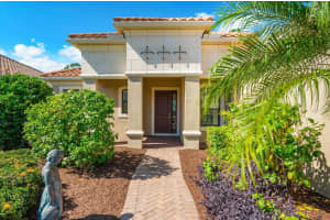 21225 CHATTAHOOCHEE AVENUE, VENICE, FL 34293 - MLS#MFRA4669542