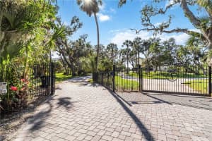 6511 BAYSHORE ROAD, PALMETTO, FL 34221 - MLS#MFRA4669601