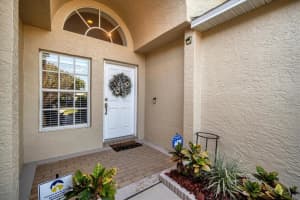 8117 TAR HOLLOW DRIVE, GIBSONTON, FL 33534 - MLS#MFRA4669639