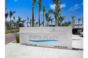 527 FREELING DRIVE, SARASOTA, FL 34242 - MLS#MFRA4669657