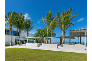 527 FREELING DRIVE, SARASOTA, FL 34242 - MLS#MFRA4669657