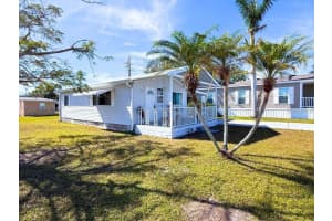 4921 PEBBLE BEACH AVENUE, SARASOTA, FL 34234 - MLS#MFRA4669681