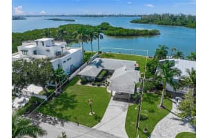 1386 TANGIER WAY, SARASOTA, FL 34239 - MLS#MFRA4669709